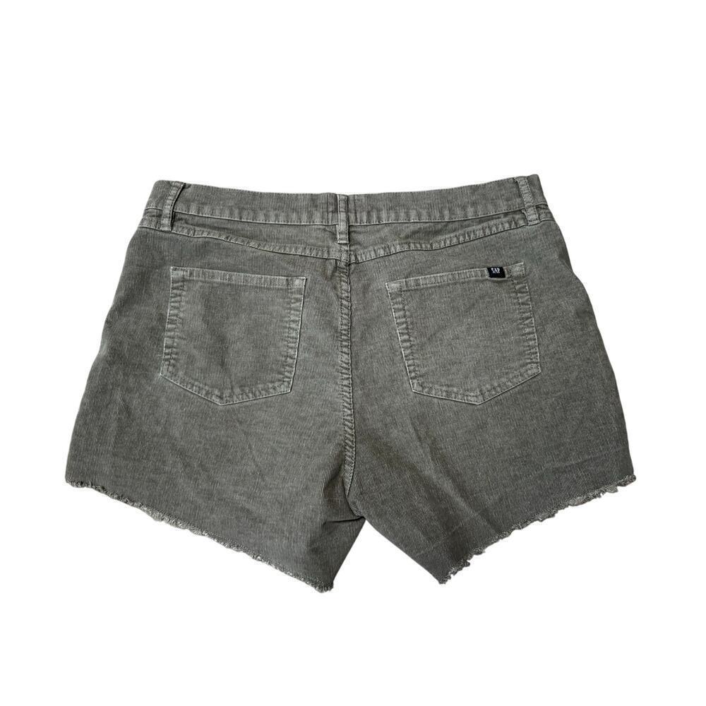 GAP Women's Corduroy shorts, size women's 8; Olive Green - Picture 2 of 6